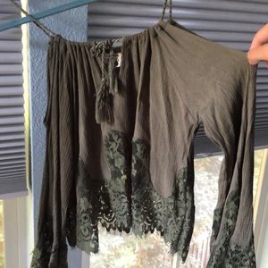 Bohemian style no shoulder blouse.